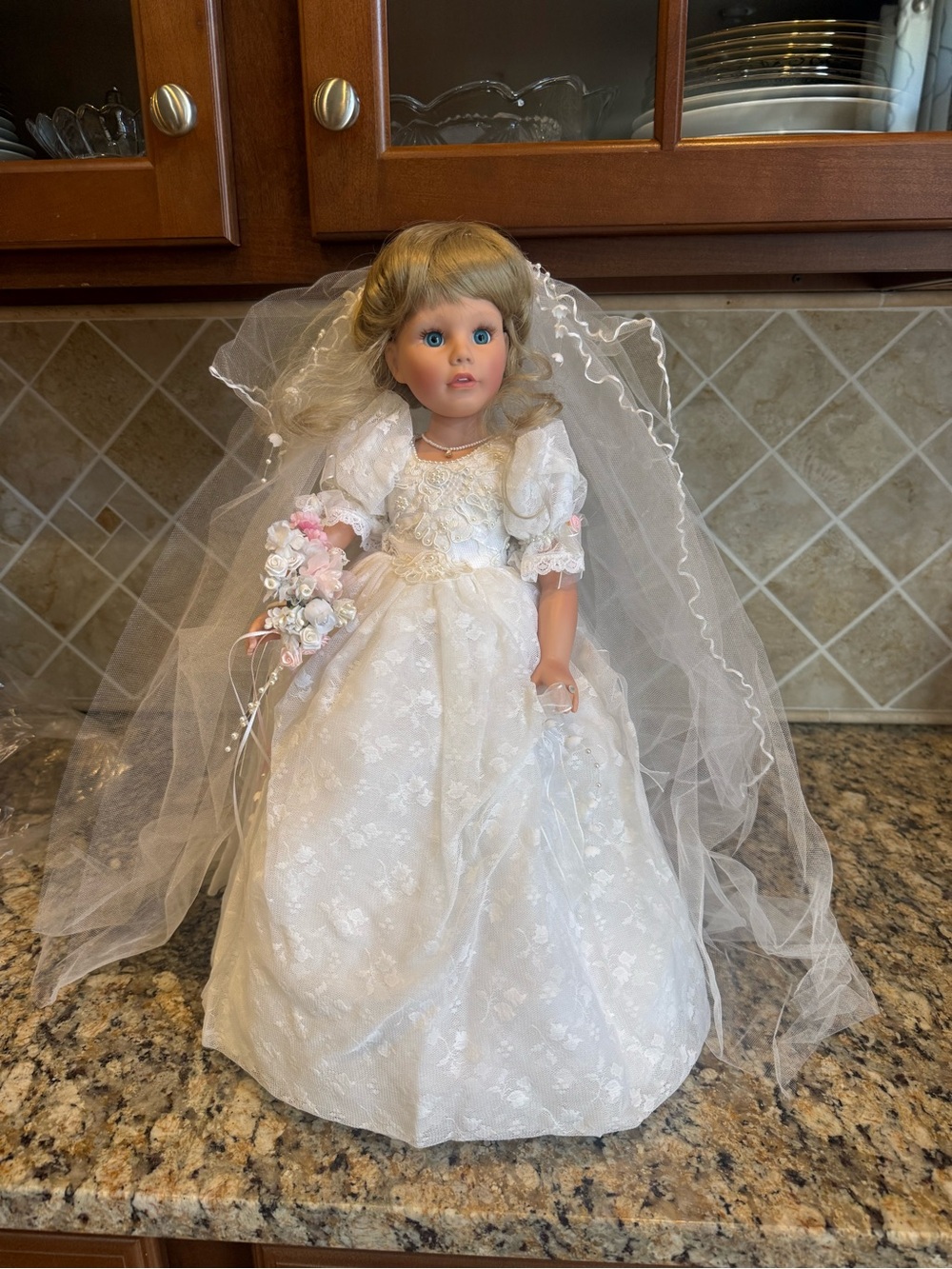 Authentic 1989 Susan Wakeen Forever Yours  Vinyl Bride Doll 20” Blonde New inBox